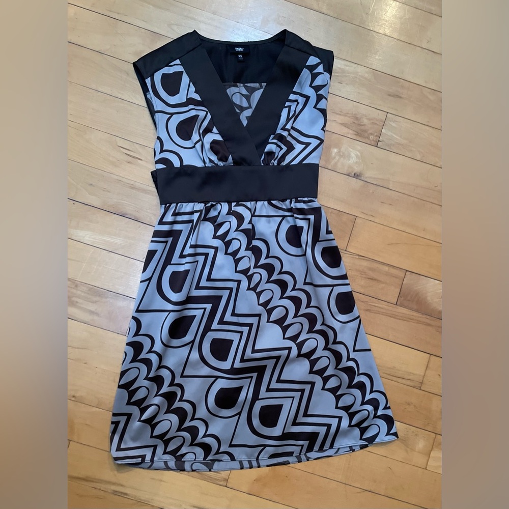 Size XS Mod-Pattern Silver & Brown Dress